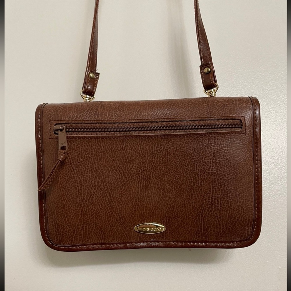 Liz Claiborne small crossbody purse
